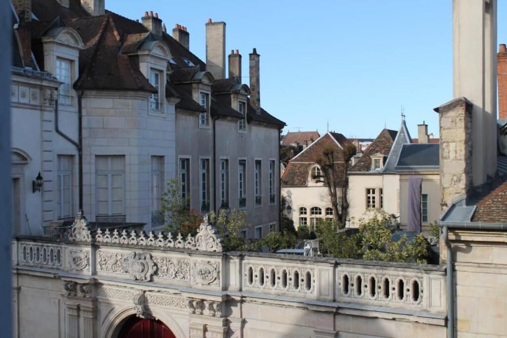 Le Jacquemart 38/45