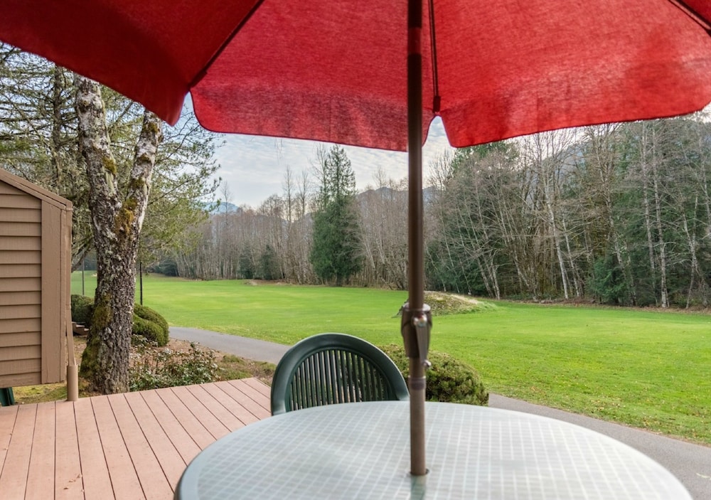 Whispering Woods Resort 51/65