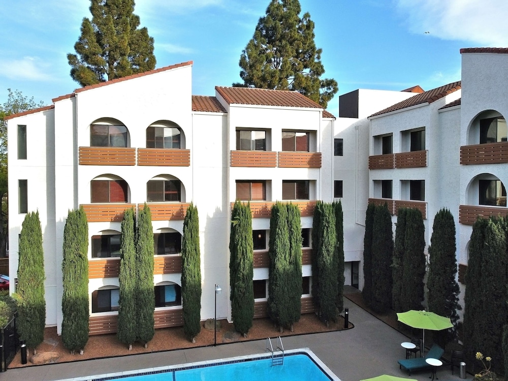 Hotel Avante A Joie de Vivre Boutique Hotel 3/50