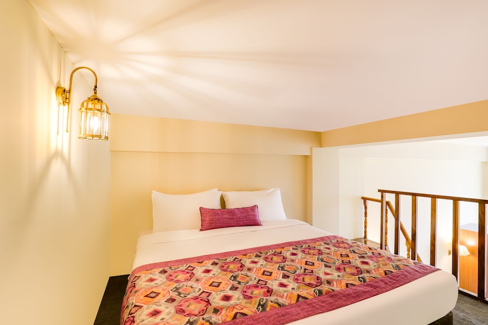 Mount Himalayan Hotel & Spa Gangtok 12/25