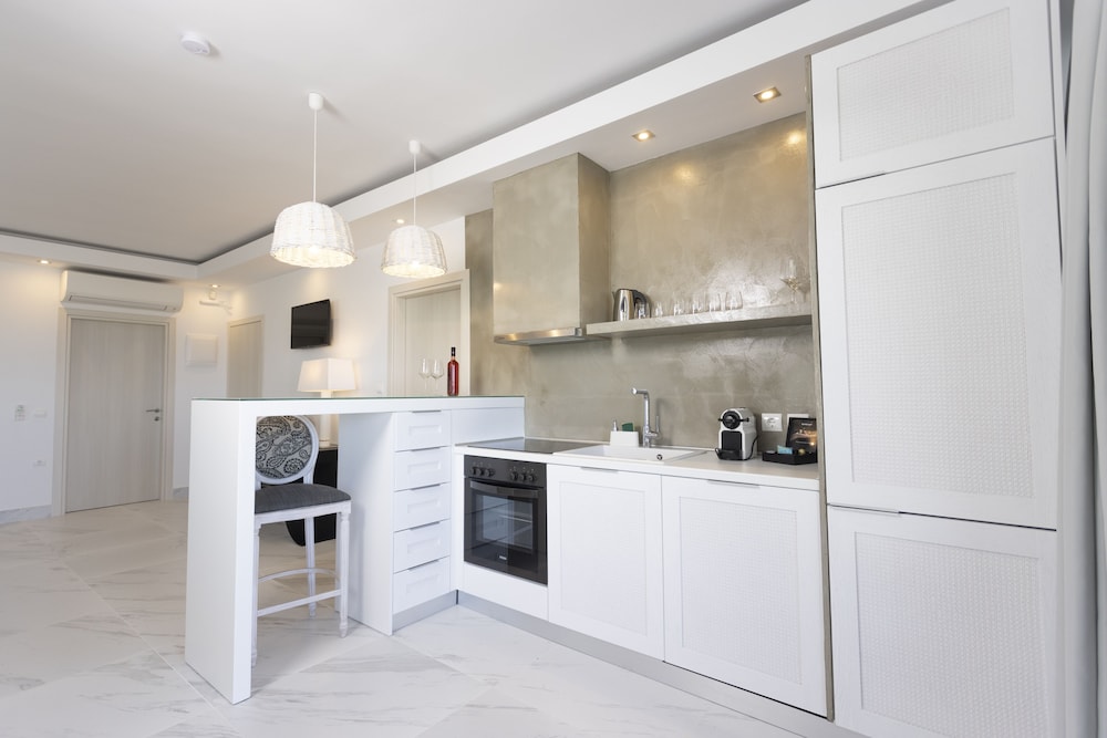 Villa D oro Luxury Villas & Suites 16/80