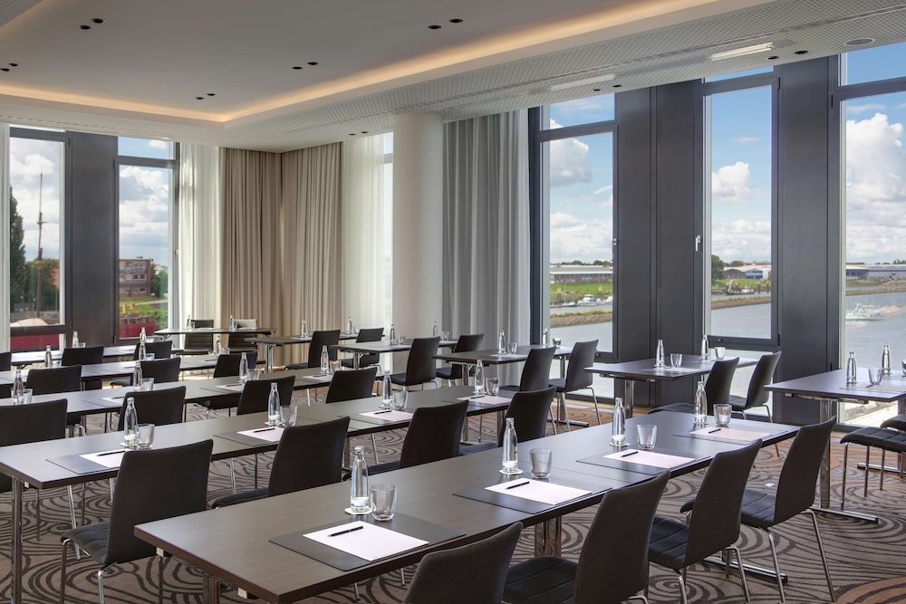 Steigenberger Hotel Bremen 61/70