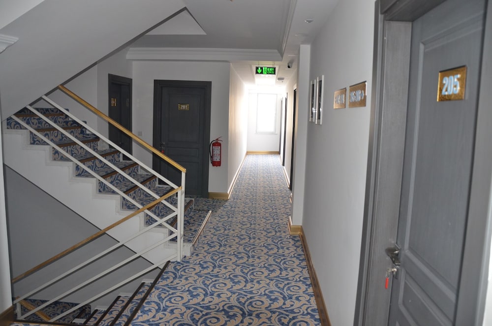 Piyes Otel 4/46