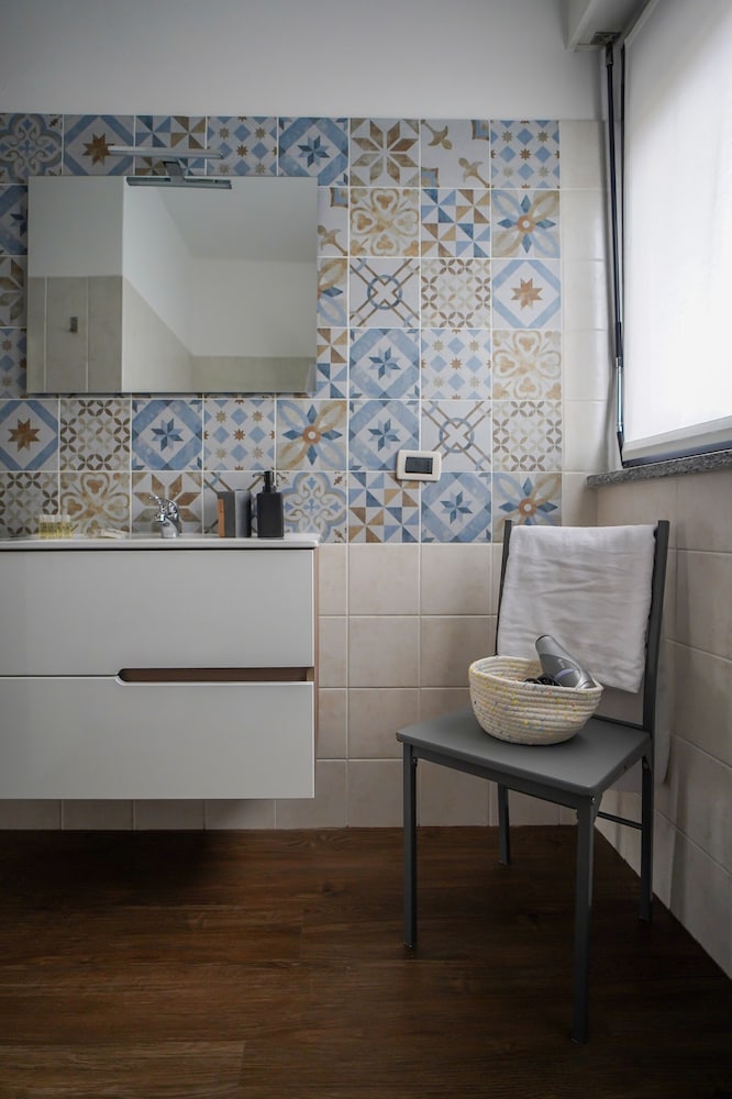Expo Residence Rho 28/50