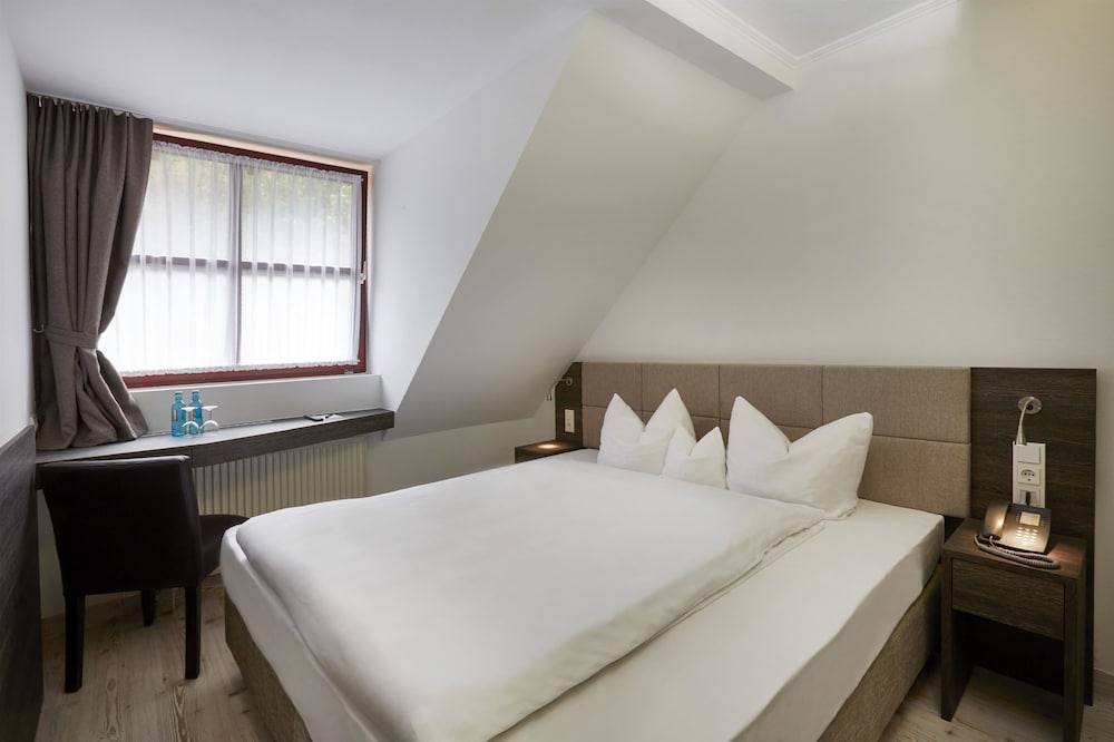 H Hotel Nuremberg Ex Ramada Landhotel 22/59