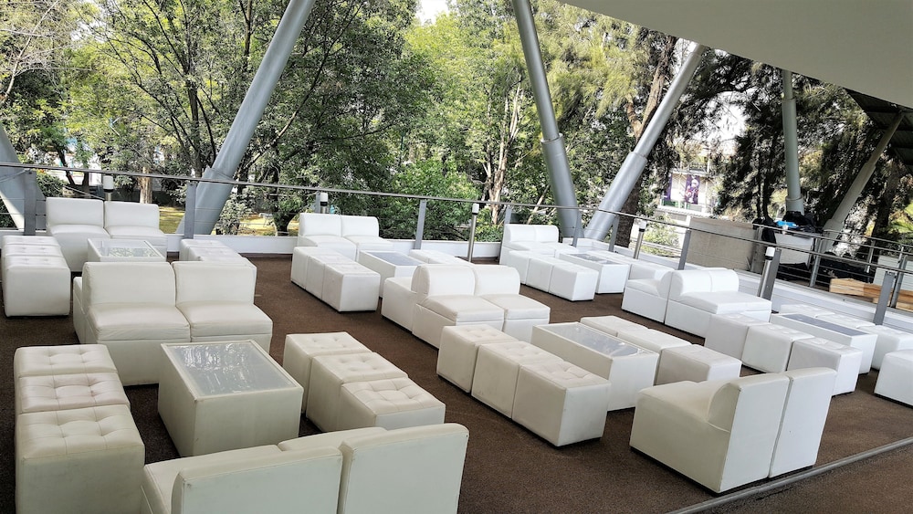 SPORT ARISTOS HOTEL BOUTIQUE 37/54