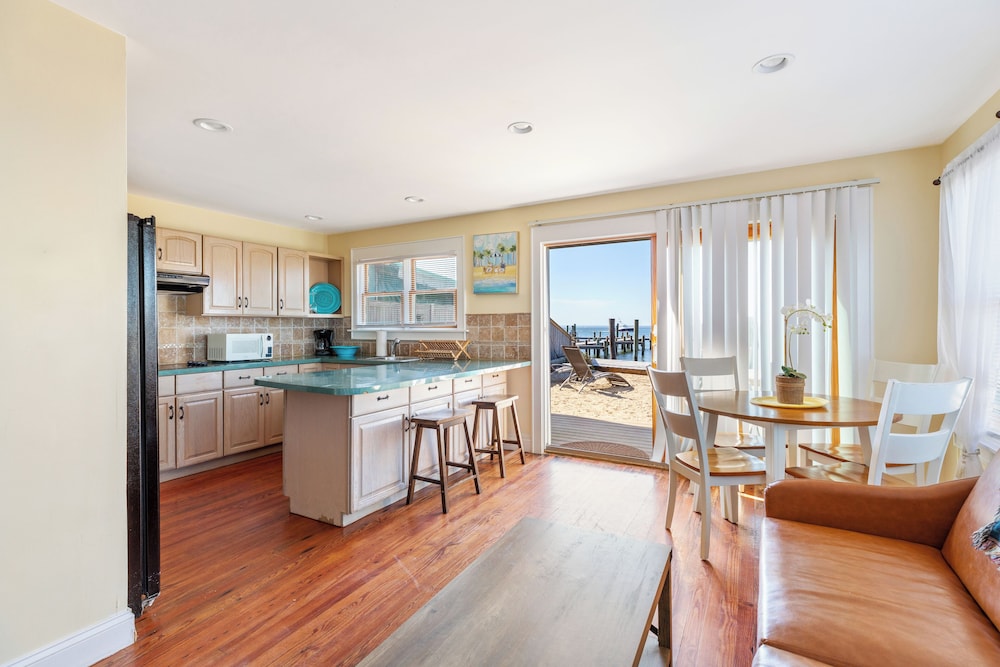 The Palms Hotel Fire Island 30/50