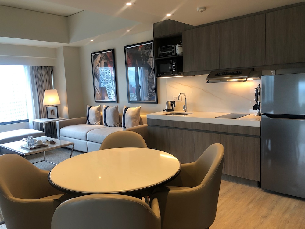 Seda Residences Makati 46/71
