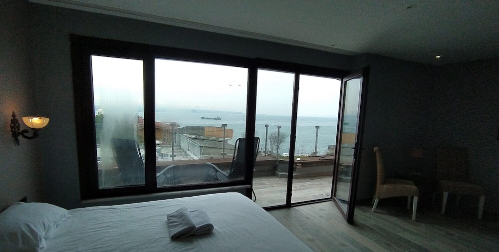 MANGANA KONAK HOTEL 33/64