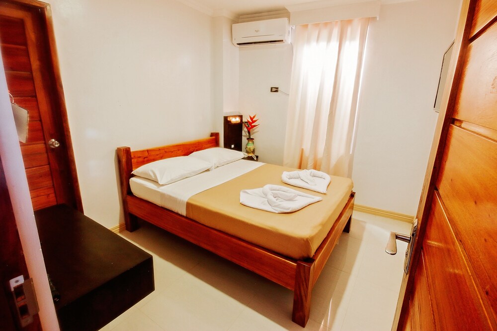 Hotel Lapira 28/61
