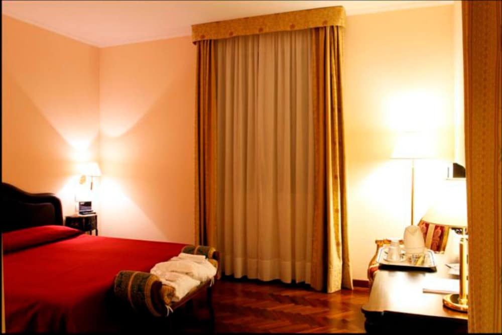 Hotel Villa Pigna 18/83