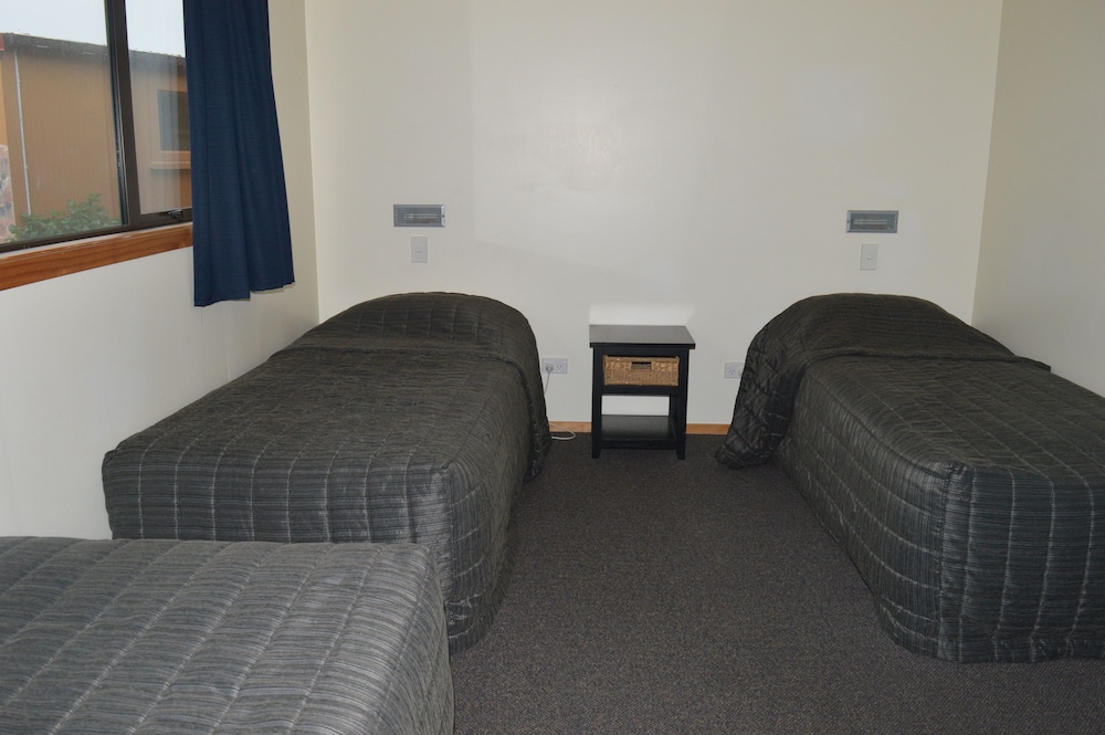 Dunedin Holiday Park &amp; Motels 23/47