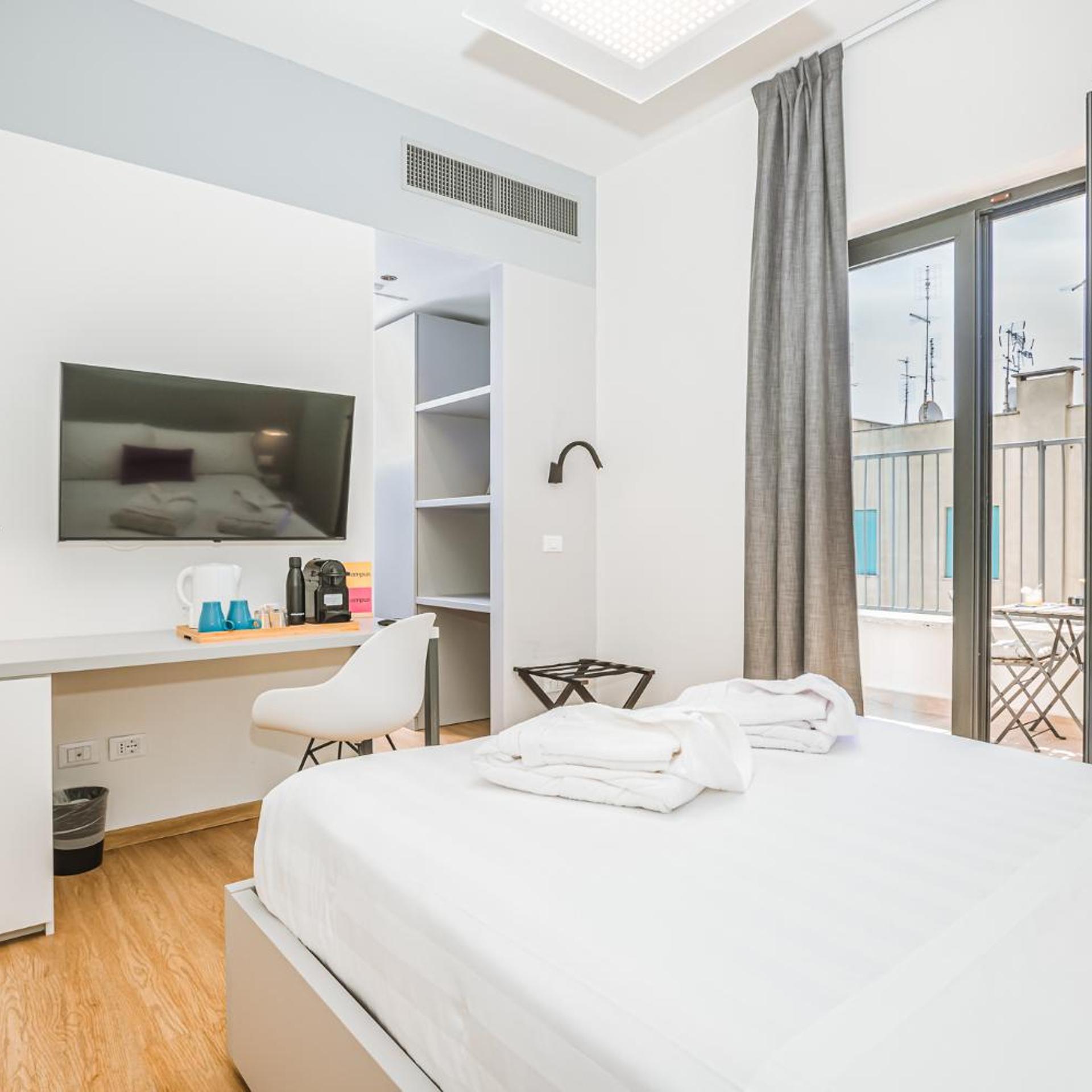 Deluxe, Double Bed, Balcony