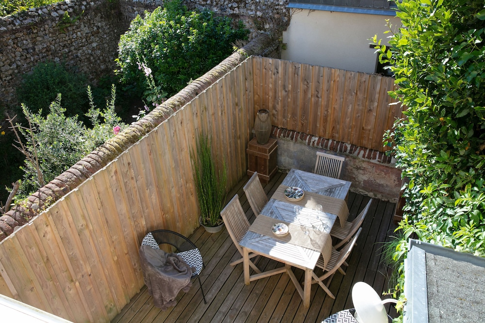 Hotel Du Dauphin Les Loges 29/50