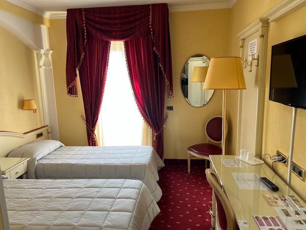 Grand Hotel Osman 8/39