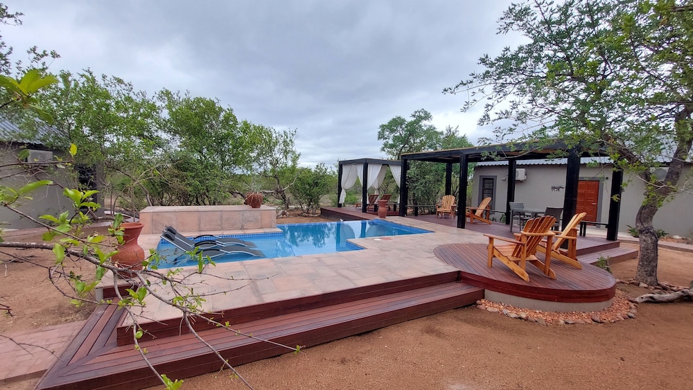 The Baobab Bush Lodge 44/50