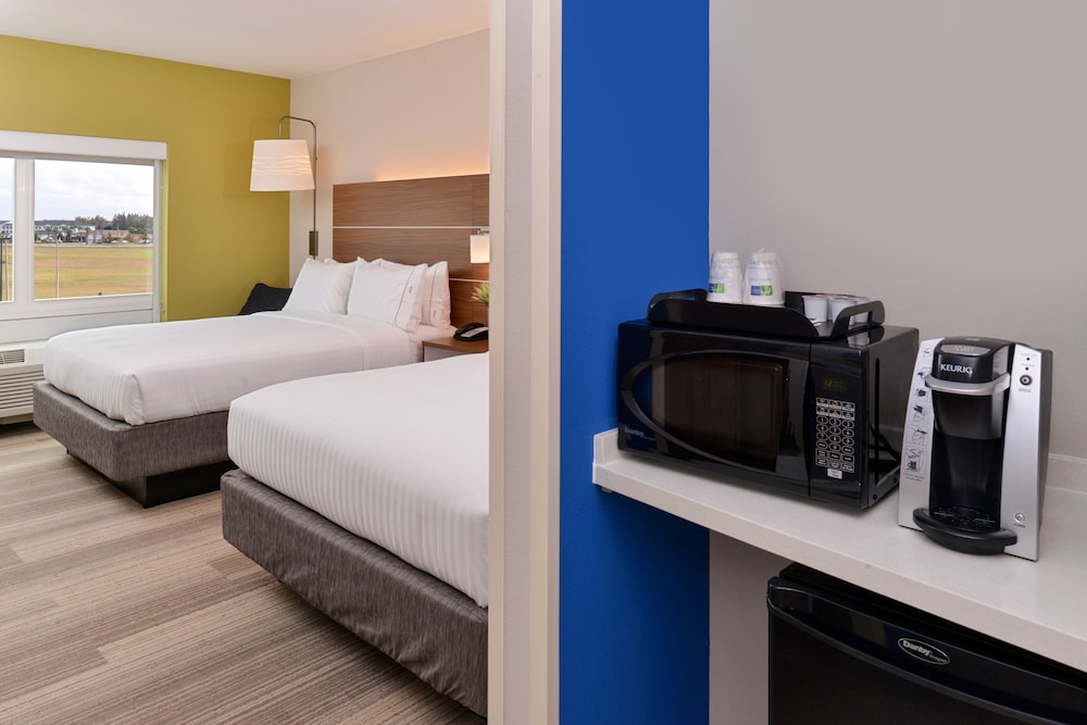 Holiday Inn Express & Suites Trinity 22/72