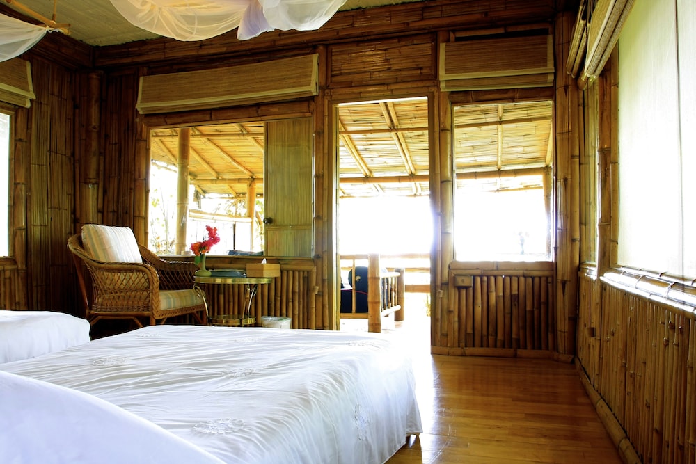 BAMBOO COTTAGE