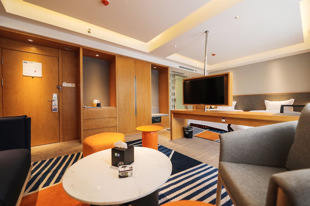 Holiday Inn Express Daocheng Yading 44/67