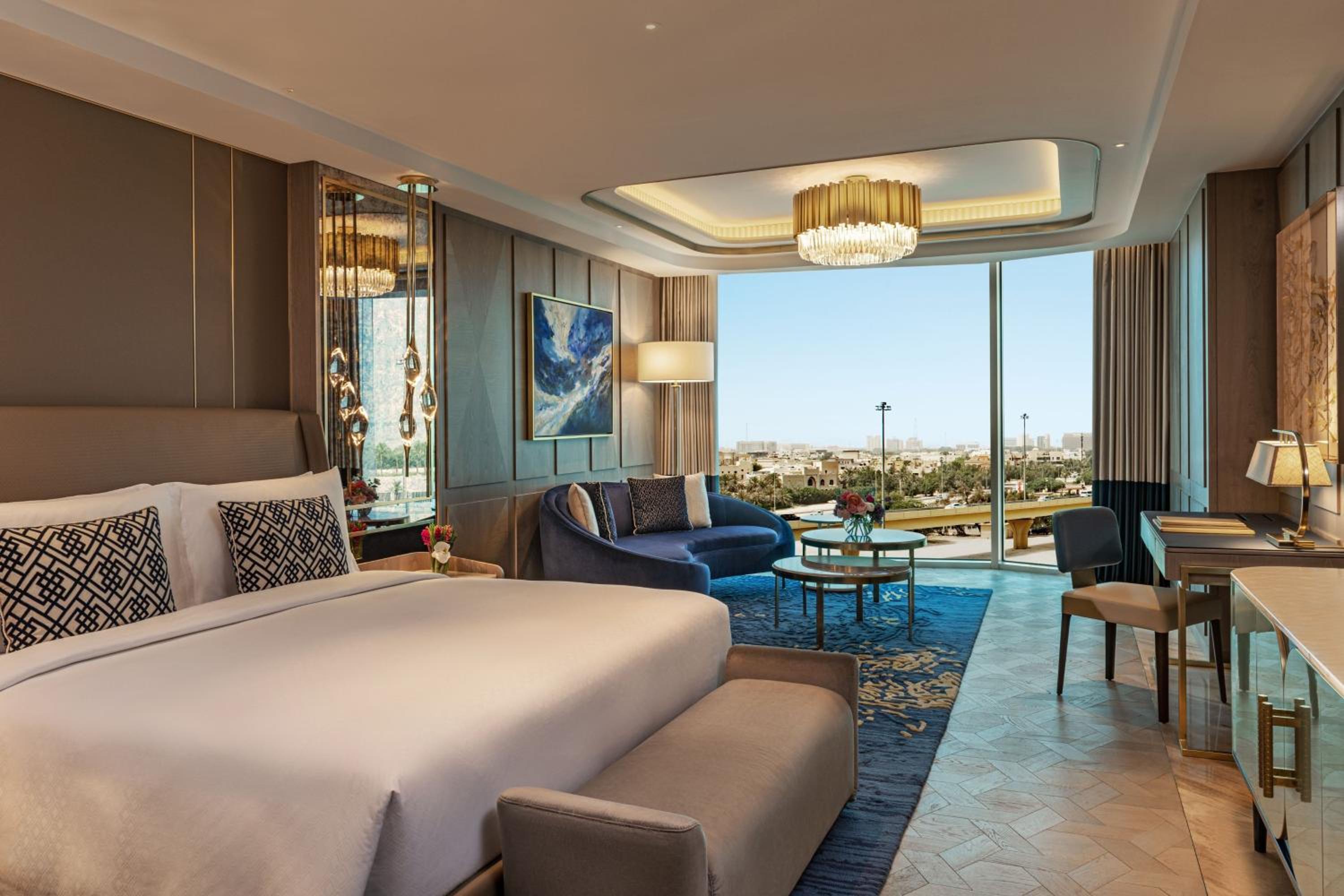 Opera, Suite, King Bed