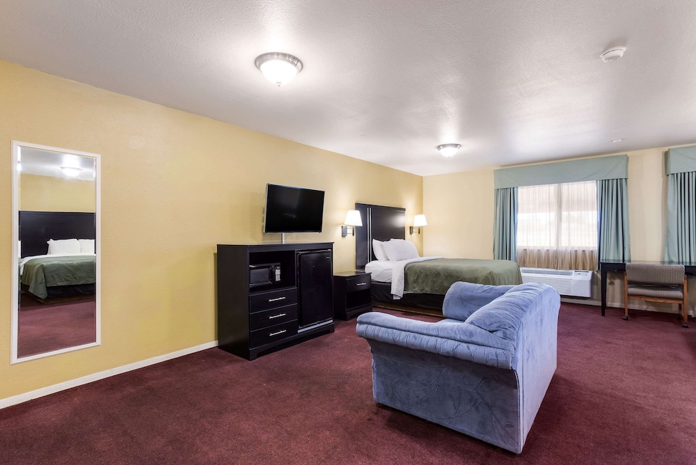 Quality Inn Airport Boise ID 34/50