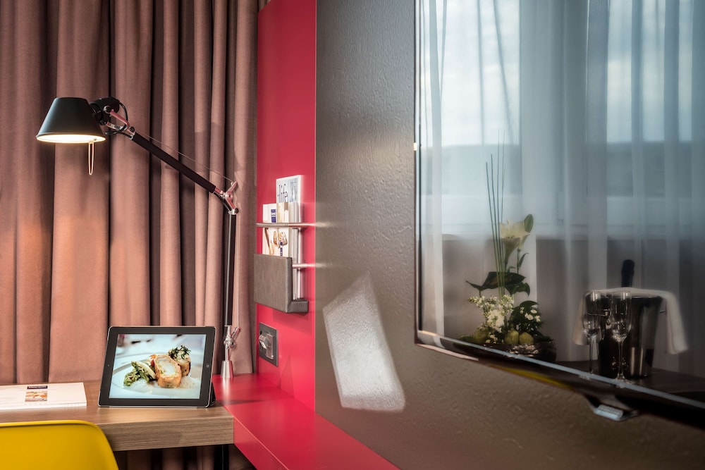 Dorint Airport Hotel Zurich 38/76