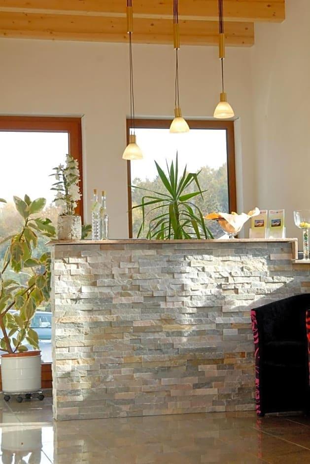 Hotel Restaurant Laux 34/60