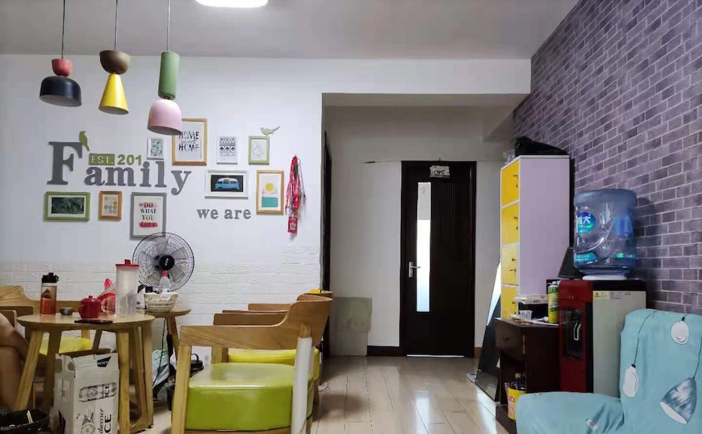 Pinkhostelling Laternational photo5