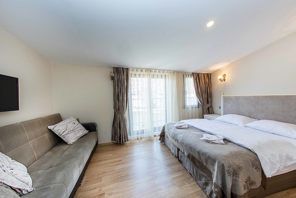 Taksim Nacre Residence 12/48