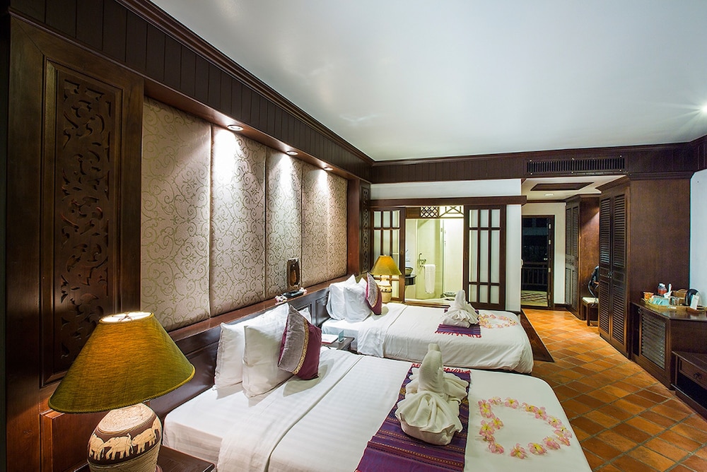 The Hotspring Beach Resort and Spa 36/59