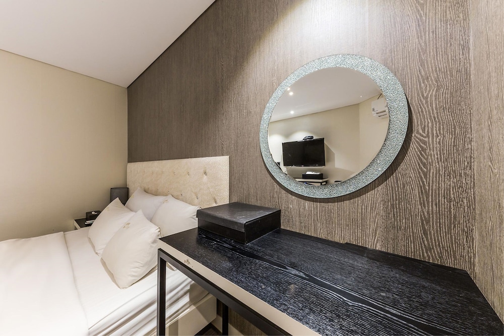 Hotel The Blue Cheonho 21/21