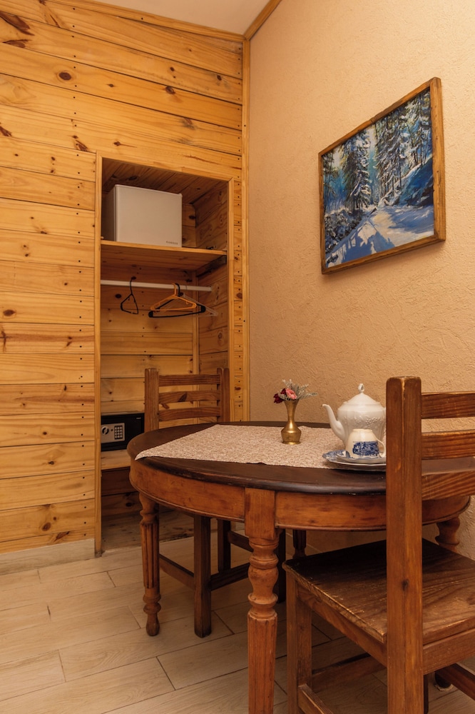 EQUS POSADA DE CAMPO 32/50