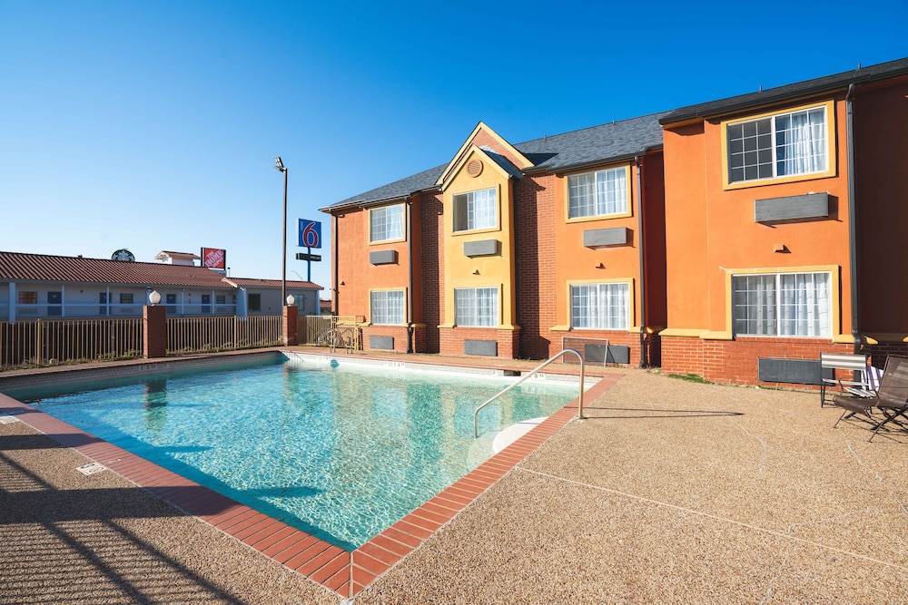 Regency Inn & Suites DFW 1/36