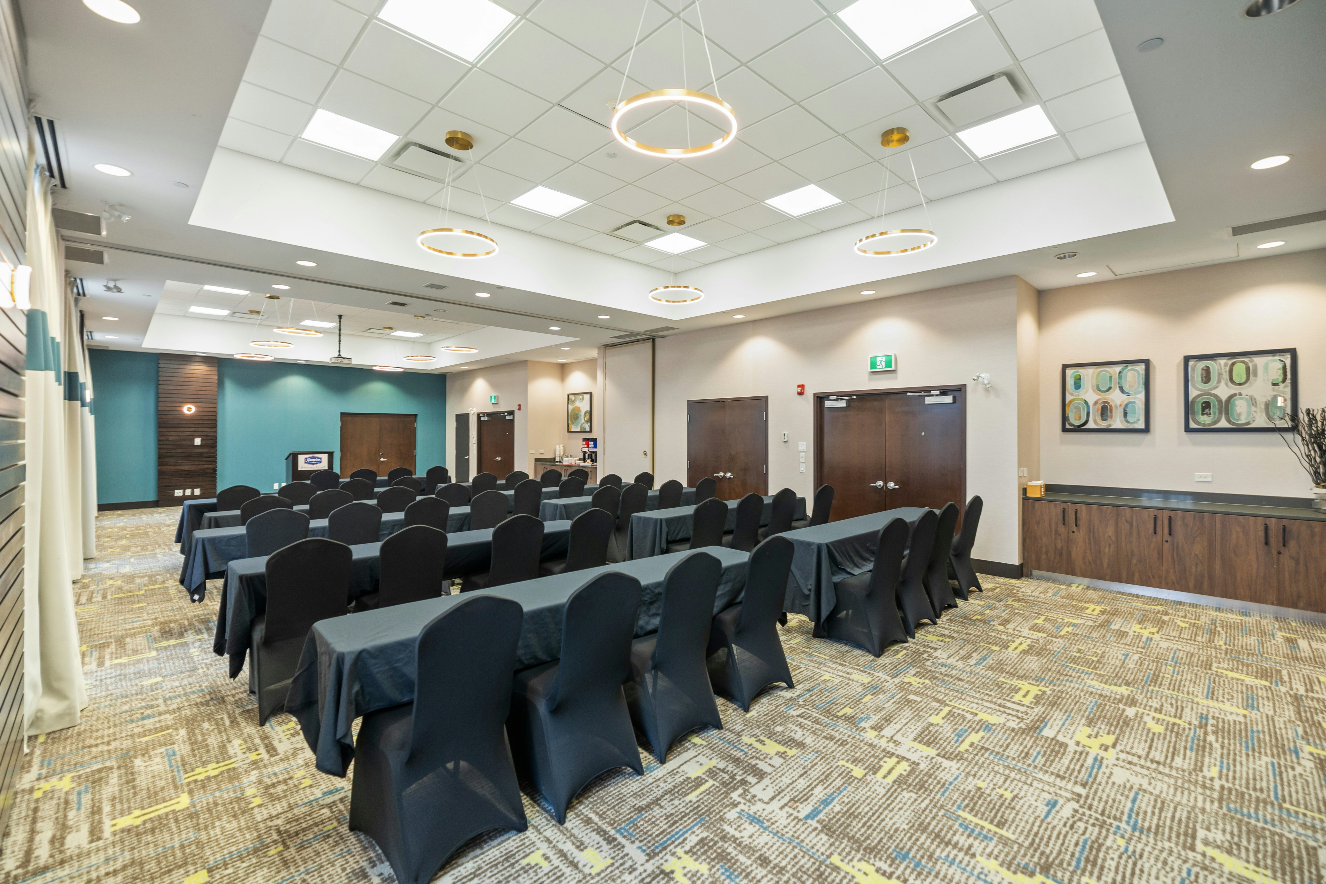 Hampton Inn By Hilton Winnipeg Airport 15/18