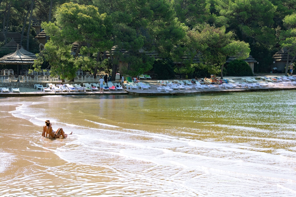 Pine Beach Pakostane 45/50