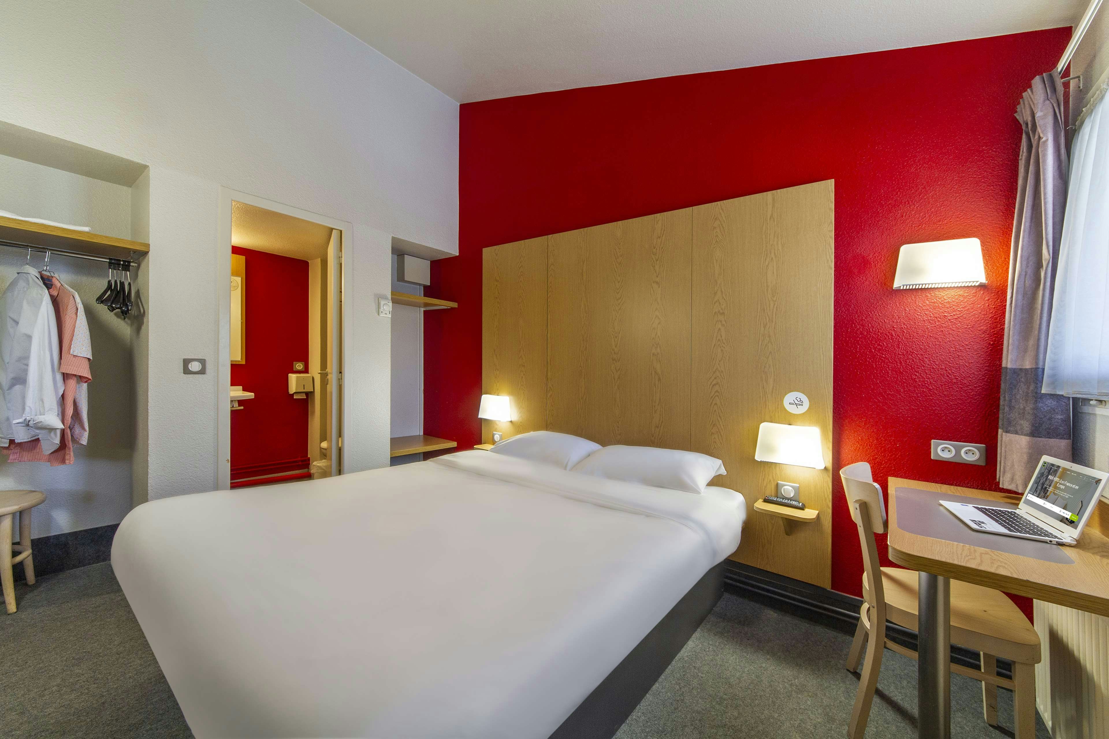 B&B HOTEL Perpignan Sud Porte d Espagne 4/13