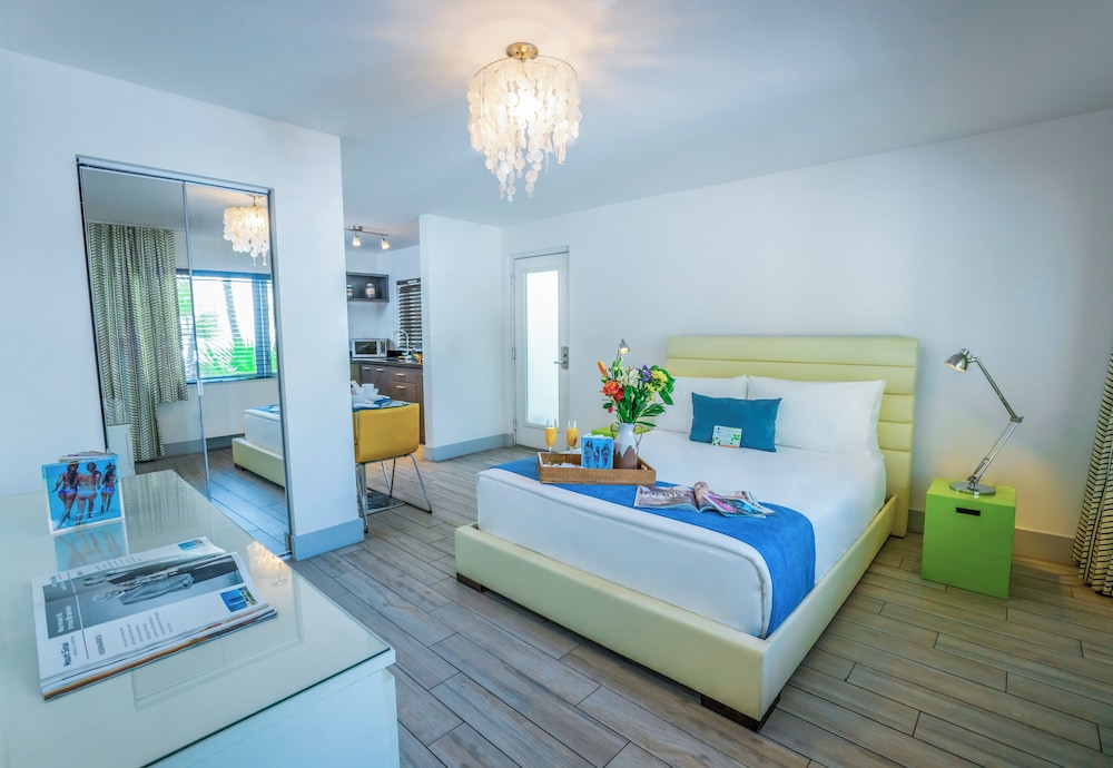 Room at Seaside All Suites Hotel, MIAMI BEACH - FL