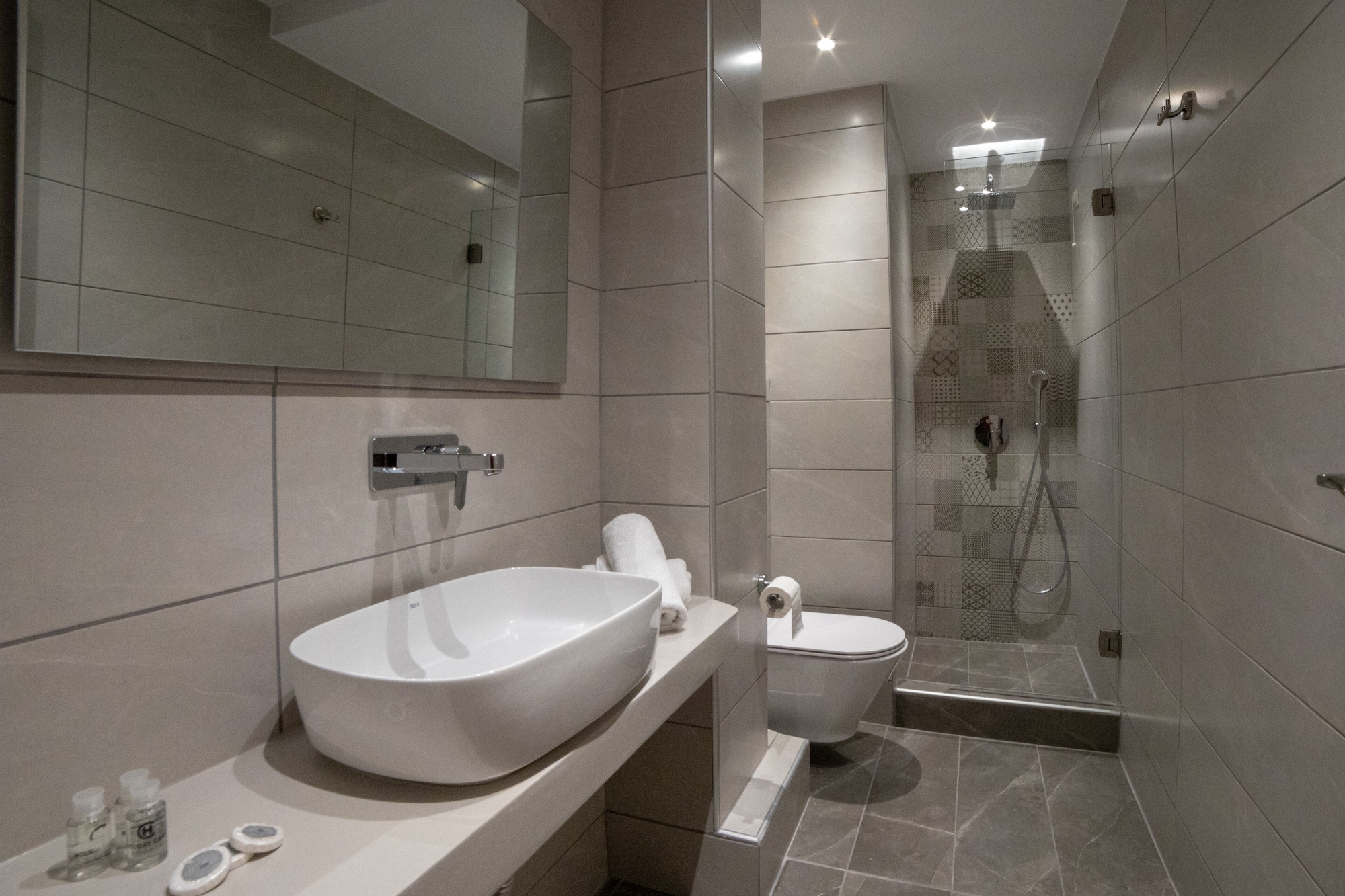 ROOM, TRIPLE, 3 BEDS