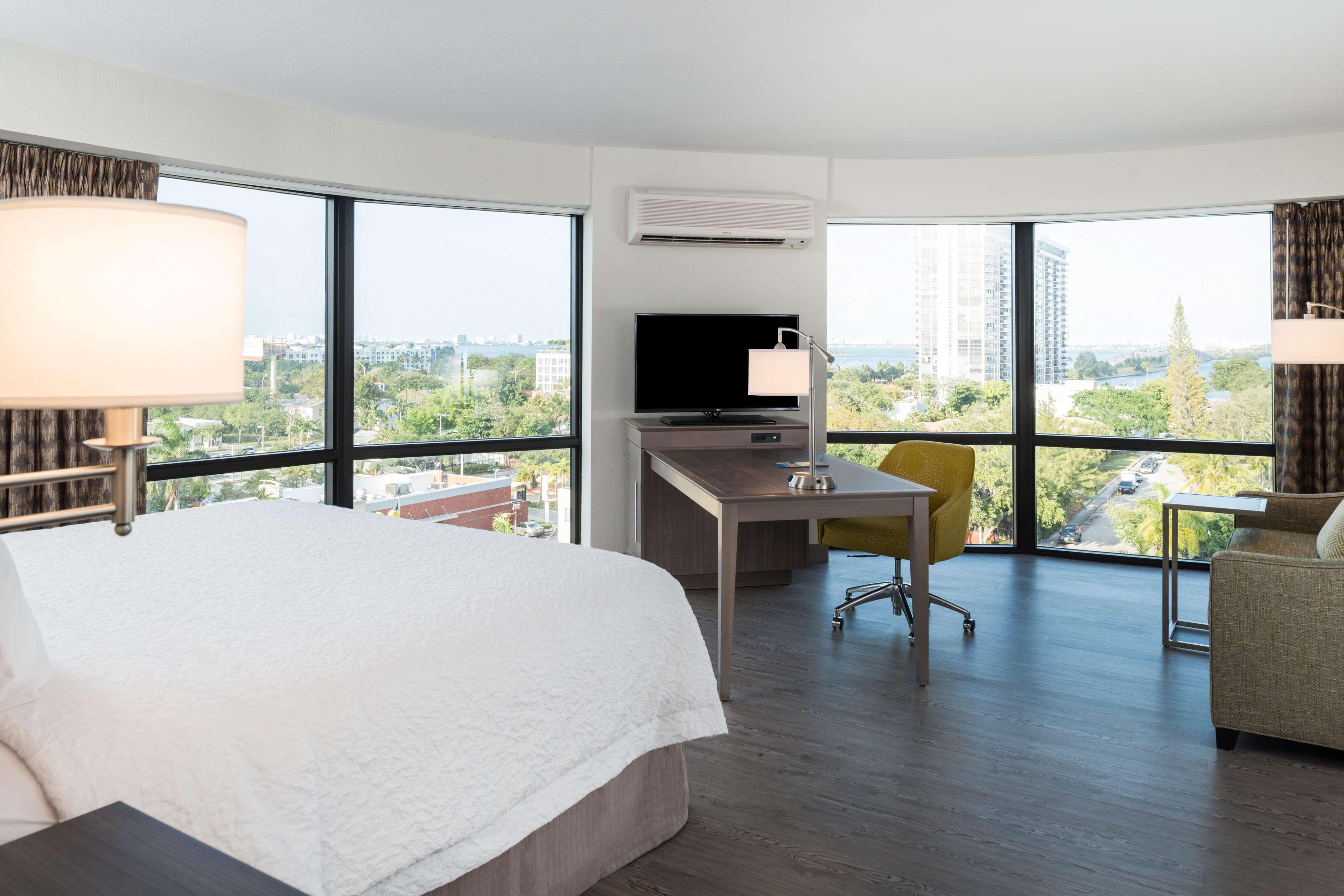 Studio, King Bed, Bay View