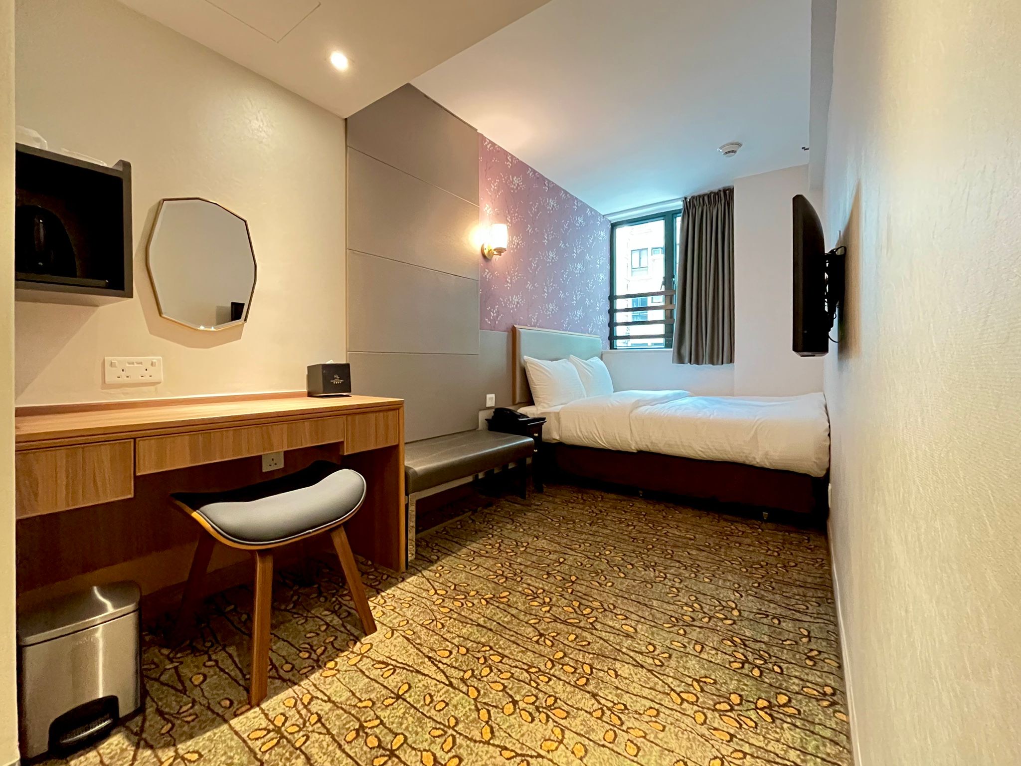 Lander Grand Hotel 55/72