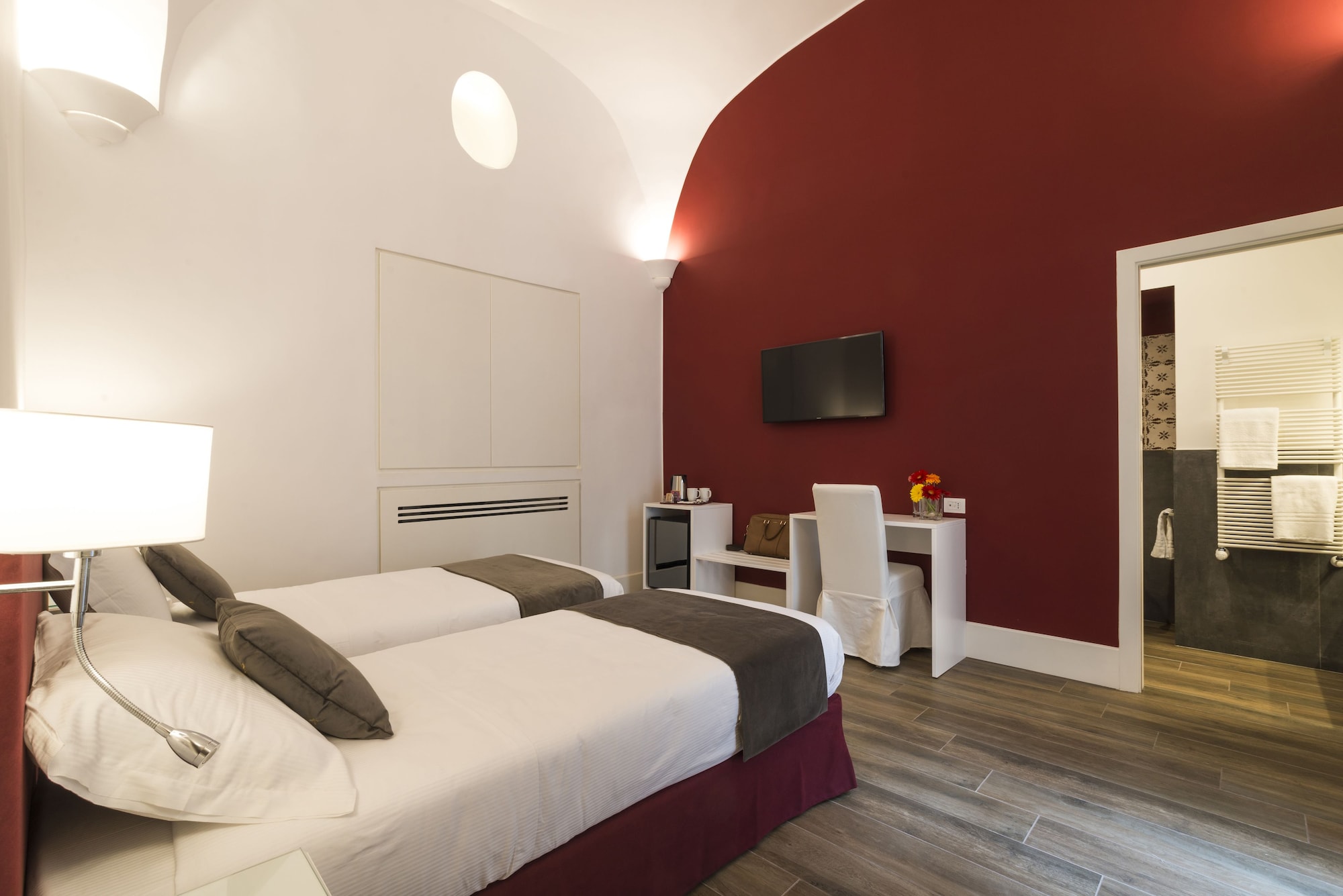 STANDARD, DOUBLE OR TWIN BED