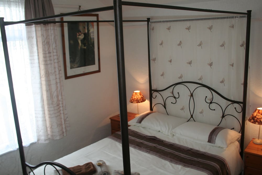 The Haldon Guest House 7/40
