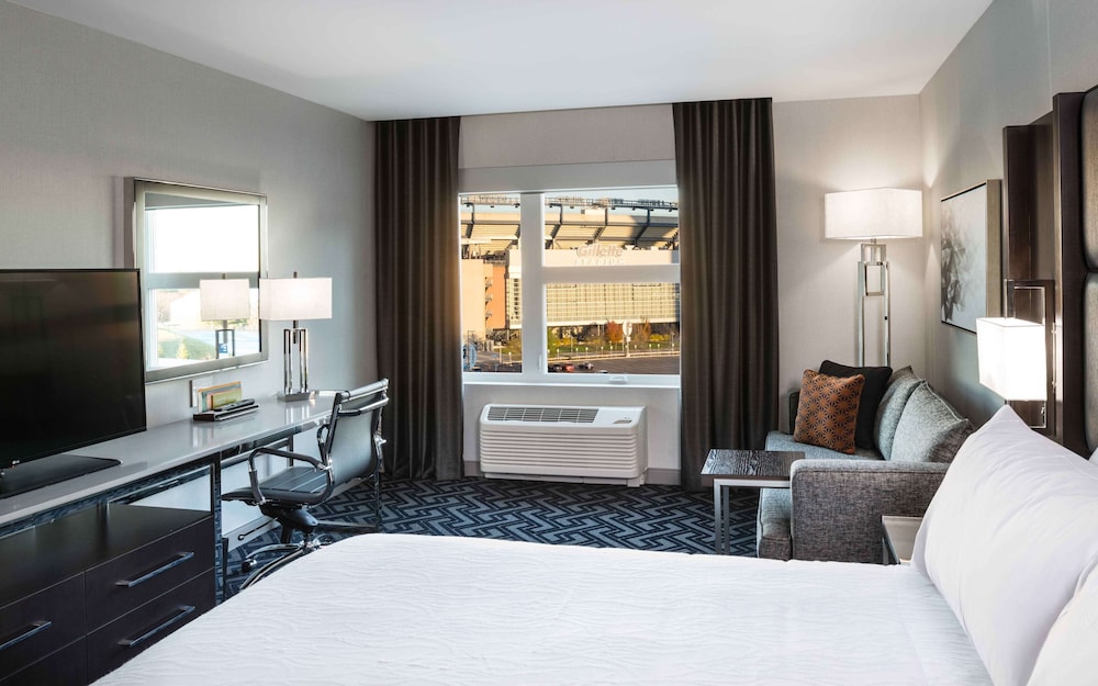 Hilton Garden Inn Foxborough Patriot Place Ma 18/56
