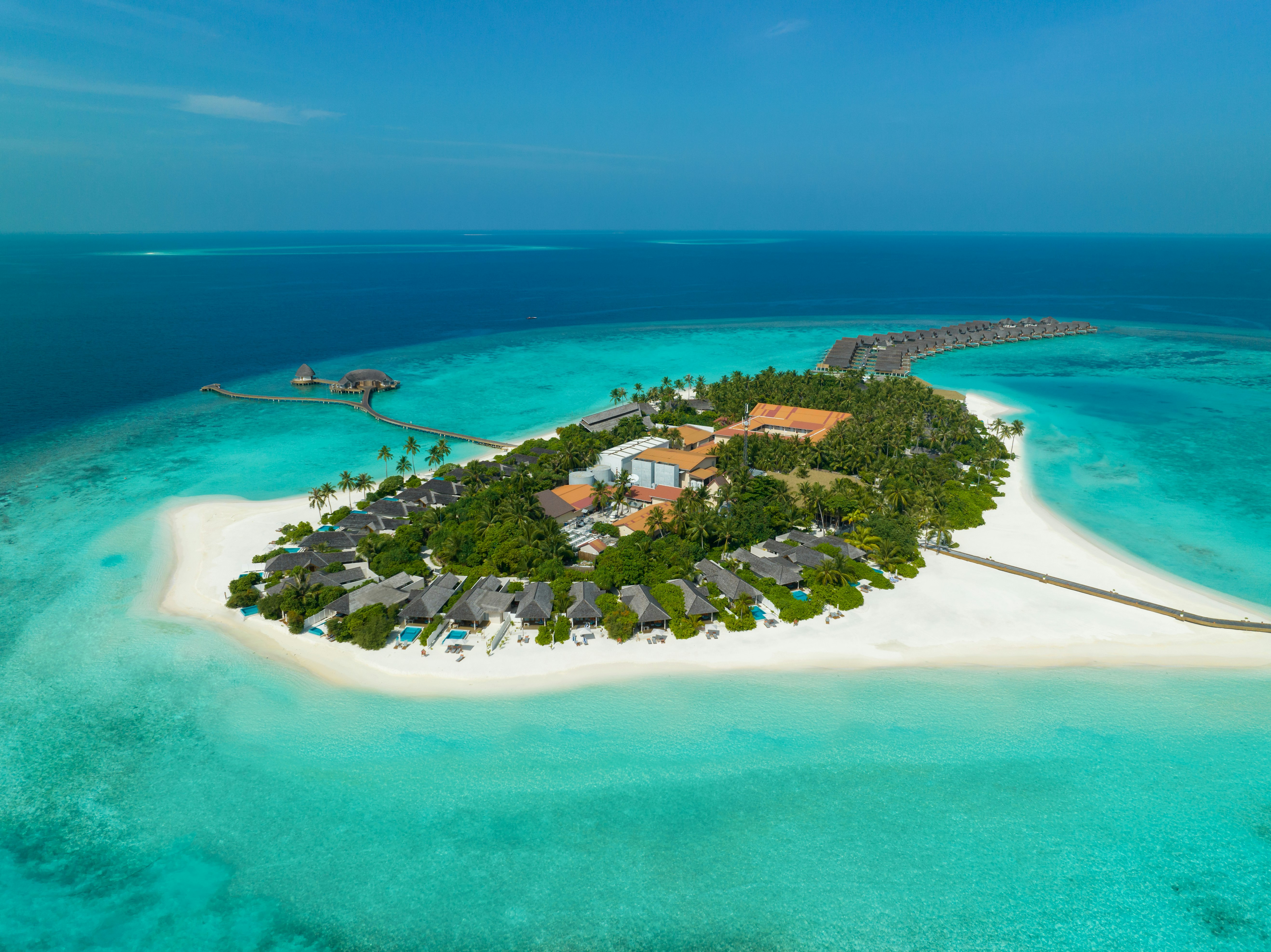 Emerald Faarufushi Resort and Spa 83/94