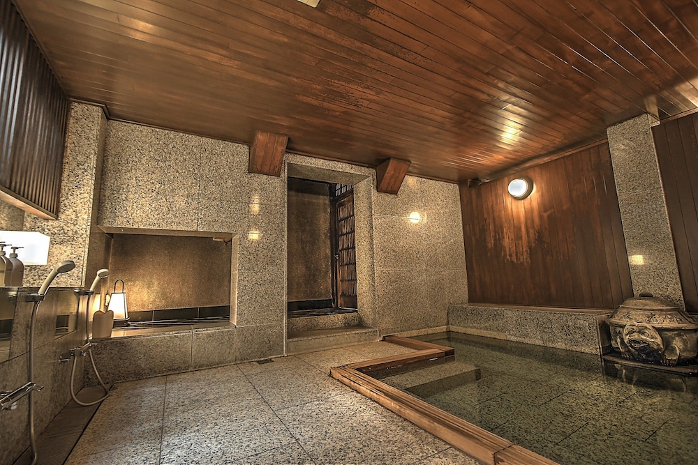 Historical Ryokan Hostel K's House Ito Onsen - Hostel 20/50