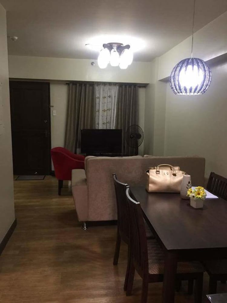 Your Home Away From Home Royal Palm 40/57