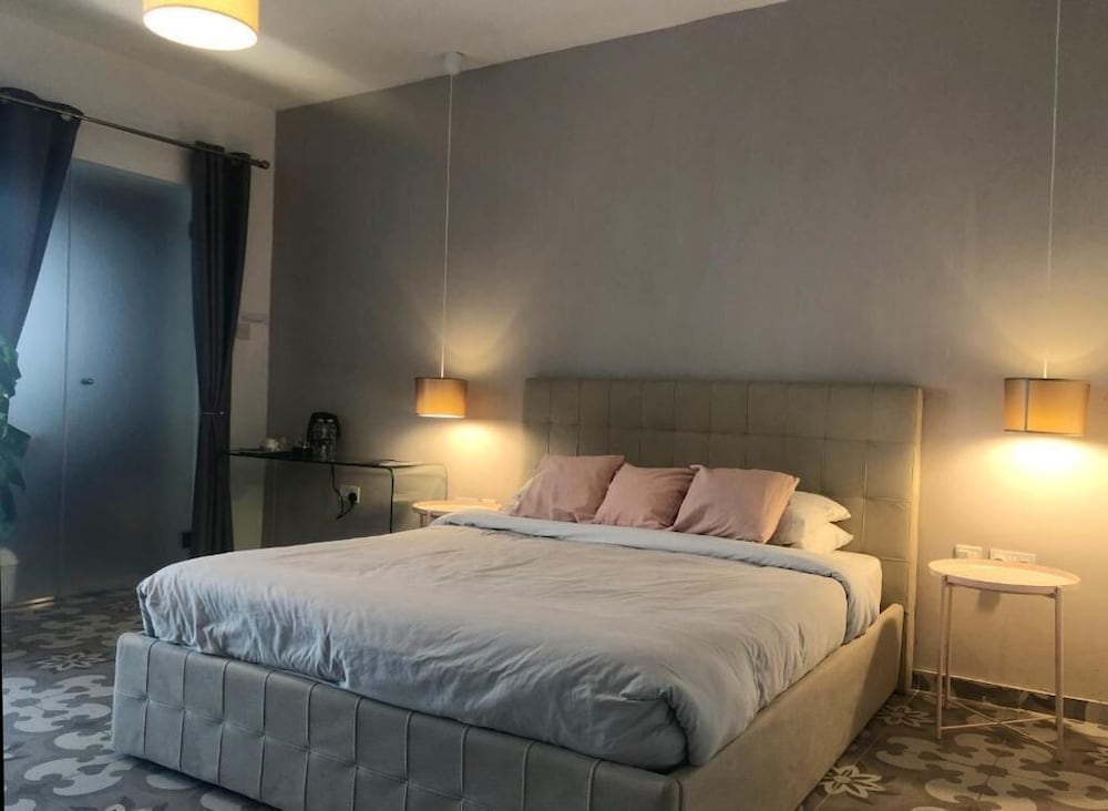 Lee's House Bed & Breakfast Sliema 15/50