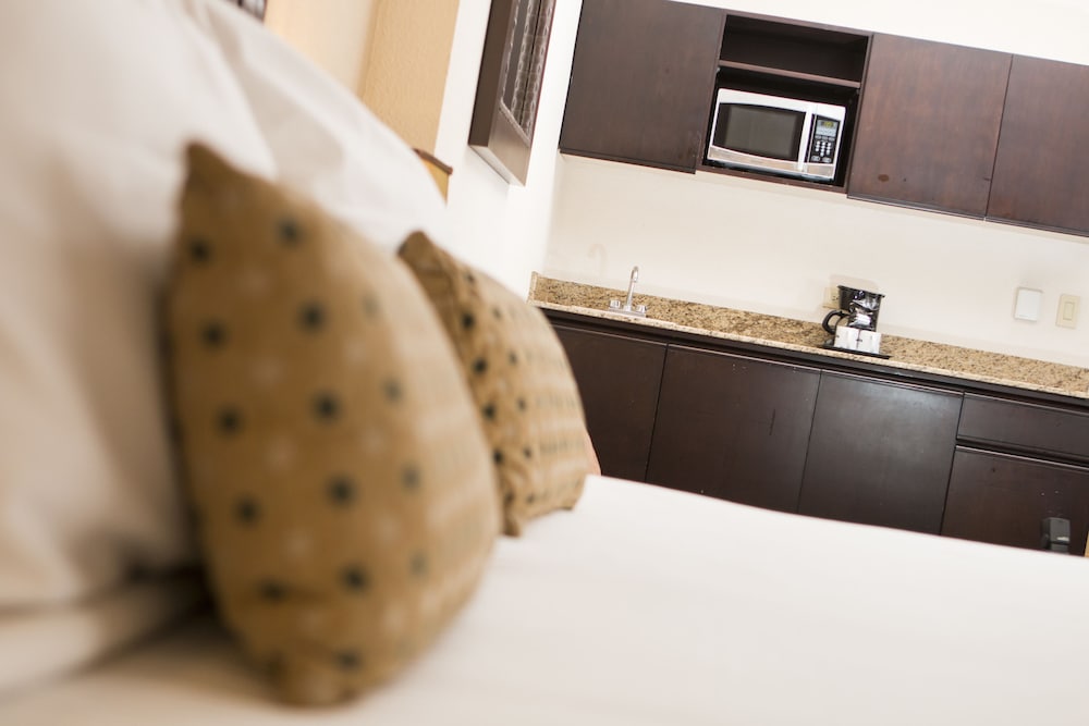 Rincon Del Valle Hotel Suites 4/74