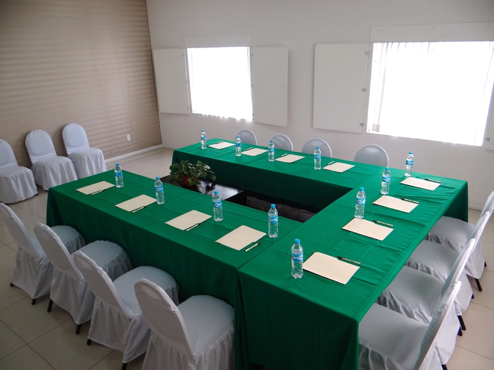 Hotel Las Palomas Tepic Express 52/66