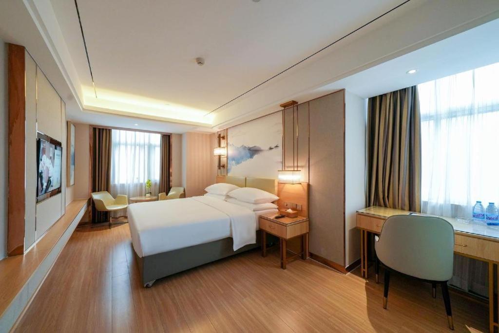 Vienna Hotel (Xiamen Airport, Jiangtou Metro Station) 21/51